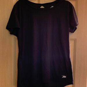 Black workout tee 💪
